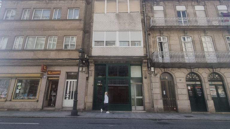 Un edificio junto al Barrio do Cura de Vigo lleva 4 meses desalojado por daños