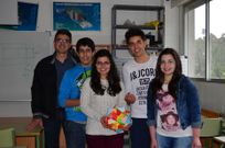 Los j�venes son del instituto A Sangri�a ...