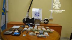Durante la operacin policial desarrollada en junio del ao 2021 en Ourense los agentes incautaron dinero, droga y el patinete usado por los detenidos para vender la sustancias ilegales