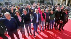 Ivn Puentes, candidato del PSOE a la alcalda de Pontevedra, arropado por altos cargos de su partido