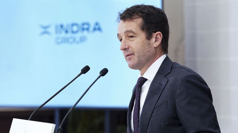 Los Escribano abandonan Indra con la venta de su 14,3 %, valorado en 1.300 millones