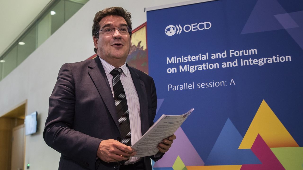 Así se disfruta del Ribadeo Indiano.El ministro José Luis Escrivá