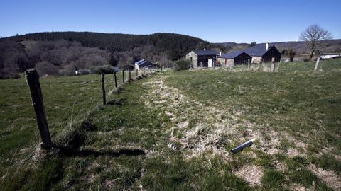La aldea etnográfica de Carelle, en Muras, está cerrada tras haberse restaurado para usos turísticos