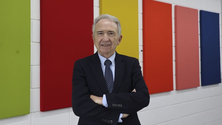 Francisco López Rupérez, expresidente del Consejo Escolar del Estado: «La educación básica debe extenderse hasta los 18 años, con una ESO de tres cursos»