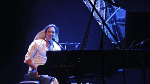 El artista, en el Auditorio Mar de Vigo en el 2016