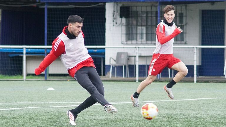 El Racing de Ferrol refuerza el medio campo con el canario Fabio González