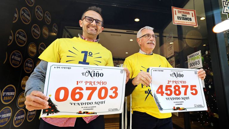 Denuncian en un juzgado de Vigo la desaparición de dos participaciones agraciadas con 15.000 euros en el sorteo de El Niño