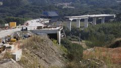 Construcción del viaducto sobre el río Pambre de la autovía Lugo-Santiago