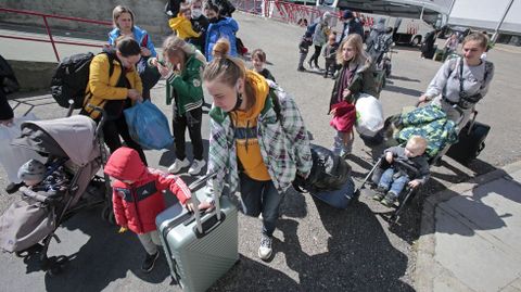 Refugiados ucranianos llegando al colegio San Narciso de Marín