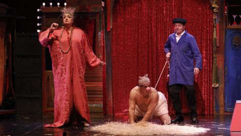 «O porco de pé» no faltará a las Noites Teatrais