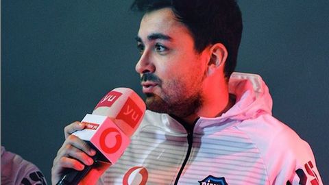 El bicampe�n del mundo de FIFA, el langreano Alfonso Ramos