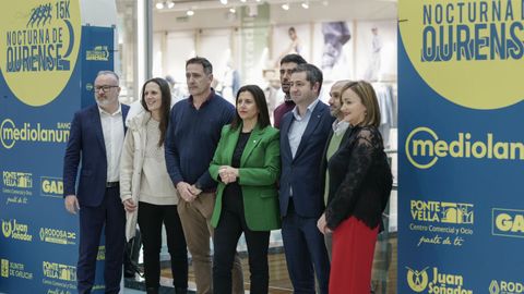 Presentación en el Ponte Vella de la carrera nocturna 15K Ourense