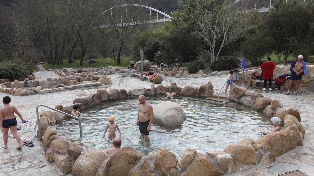 Lugo se ech a la calle para honrar al San Froiln.Termas de Outariz, en Ourense.