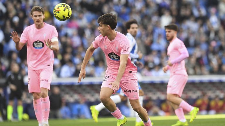 Punto insuficiente para los méritos del Celta en Cornellá ante el Espanyol (2-2)