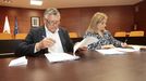 Telmo Martín y Marta de Santos firmando el convenio 