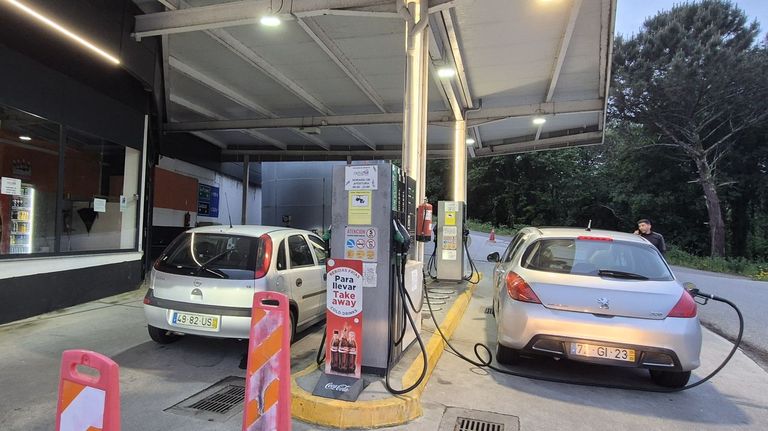 La diferencia en el precio de la gasolina entre Tui y Valença alcanza los 29 euros