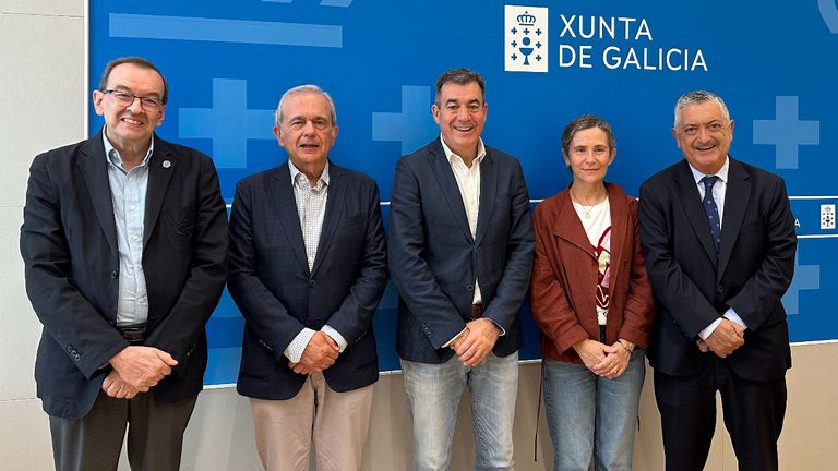 La universidad gallega defiende que ya realiza las auditorías que pide la Xunta