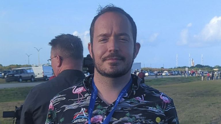 Un ingeniero español será controlador en las próximas expediciones de la NASA a la Luna