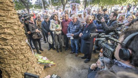 La familia y allegados de Marta, durante una concentración en Sevilla el pasado mes de enero