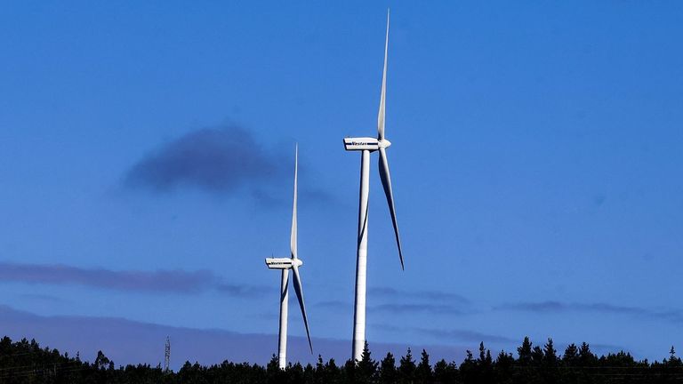 La eólica y la solar superan en generación de electricidad a los fósiles en la UE por primera vez en el 2025