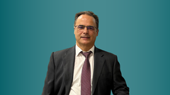 Ricardo Canal es catedr�tico de Psicolog�a por la Universidad de Salamanca. 