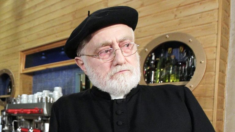 <span lang="gl">Morre aos 80 anos o actor Gonzalo Rei Chao, don Crisanto na serie «Padre Casares»</span>