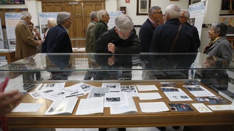 Acto no Lucus Augusti. Celebrouse no instituto unha lembranza dos nove anos de Fraguas no centro. Presentouse un libro, unha web (www.fraguasenlugo.org), unha exposición itinerante e púxose o nome de Antonio Fraguas ao arquivo histórico do instituto. Ademais, Manuel Romero entregou ao centro un cadro de Fraguas. Participaron Manuel Regueiro, Paco Martín, Xulián Parga, Antonio Prado e Xulio Xiz. óscar cela