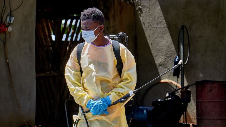 La OMS eleva a más de 900 los casos sospechosos de ébola en República Democrática del Congo