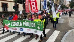 Manifestacin por la educacin pblica en Oviedo.