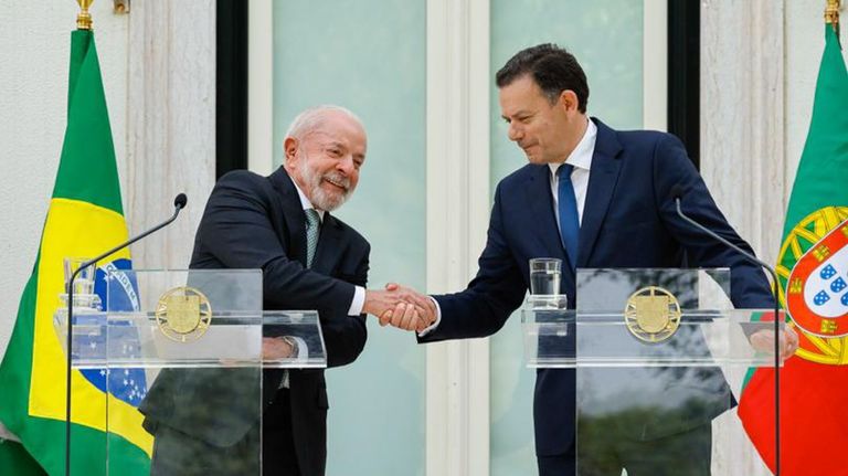 Lula da Silva y Montenegro evitan polemizar sobre la política migratoria de Portugal