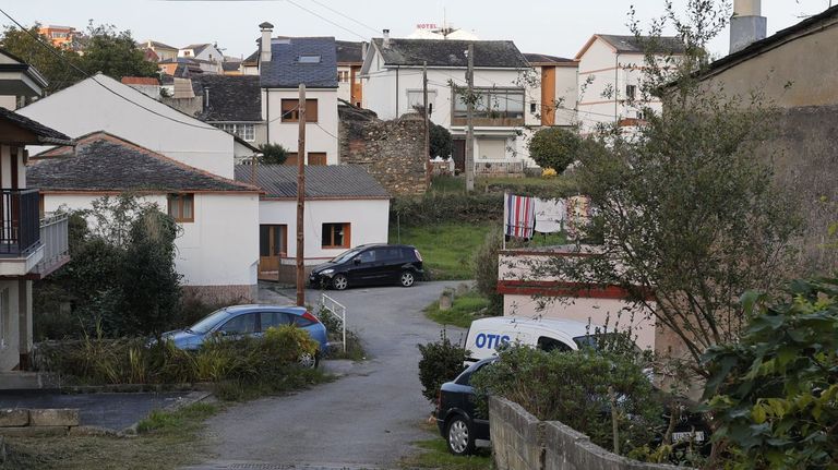 Seis concellos gallegos, entre los cincuenta de España con más hogares unipersonales