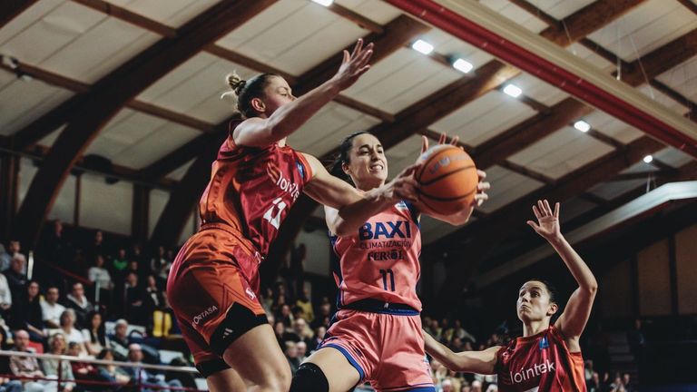 El Baxi Ferrol suma en Gernika su décimo triunfo en la Liga Endesa (77-86)