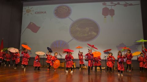 A Corua. Fiesta de carnaval del colegio Andaina enmarcada en el proyecto Somos Pases do Mundo