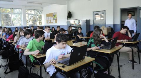 Alumnos gallegos realizando el examen PISA en el 2015