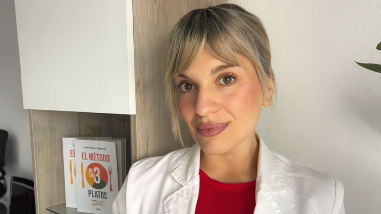 Entrevista a Laura Pérez Naharro en La Voz de Galicia