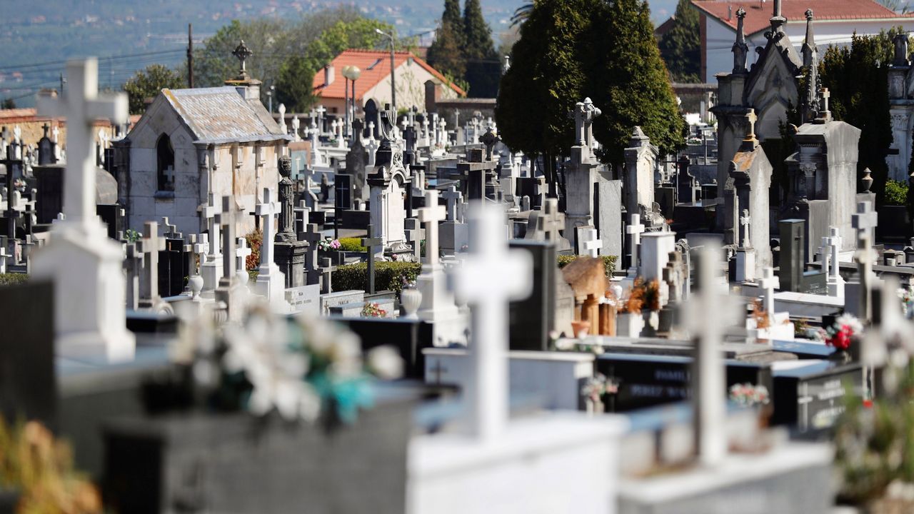 Vista del cementerio municipal de El Salvador de Oviedo