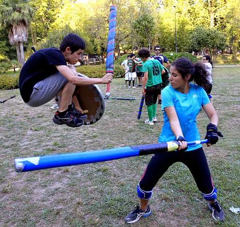Los equipos son mixtos y cualquiera puede probar sus habilidades en Castrelos.