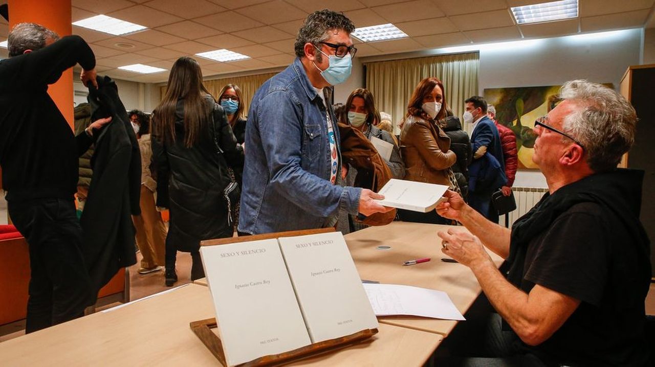 Ignacio Castro vuelve a Boiro con «Mil días en la montaña»