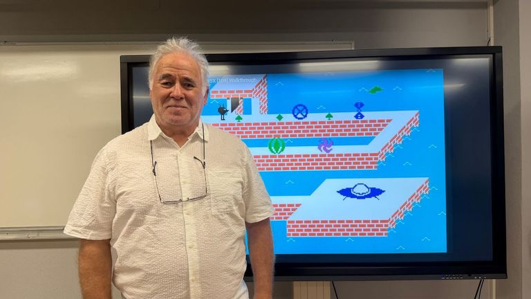 Álex González, creador do primeiro videoxogo galego: «Naceu de casualidade, e non lle din tanta importancia ata hai dous anos»