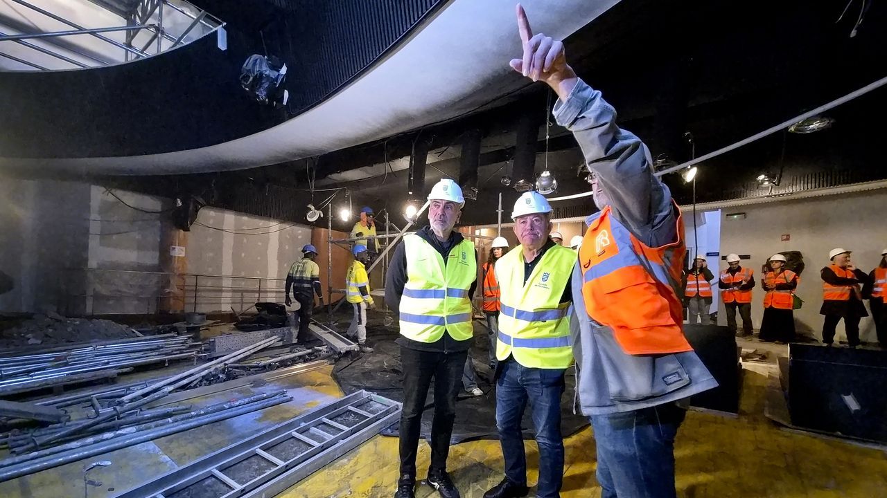 As&iacute; marchan las obras del Teatro Principal de Pontevedra.Momento del acto inaugural de la Semana de Cine Euro&aacute;rabe Amal, en el Teatro Principal de Santiago, con el presidente de la Fundaci&oacute;n Araguaney Puente de Culturas, Ghaleb Jaber Mart&iacute;nez, dirigi&eacute;ndose al p&uacute;blico