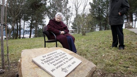 Ana María Fernández del Riego, en Vigo hai dez anos, nunha homenaxe ao seu irmán don Paco polo centenario do seu nacemento.