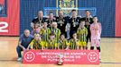 La plantilla del benjam�n A del Real Oviedo, con el t�tulo de campeones de Espa�a