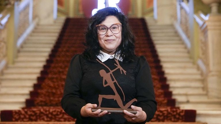 La mexicana Elma Correa gana el Premio Biblioteca Breve con «Donde termina el verano»