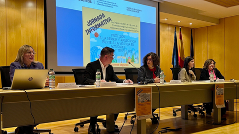 Presentaci�n de la gu�a y el protocolo para la protecci�n de la infancia y la adolescencia en actividades de ocio y tiempo libre