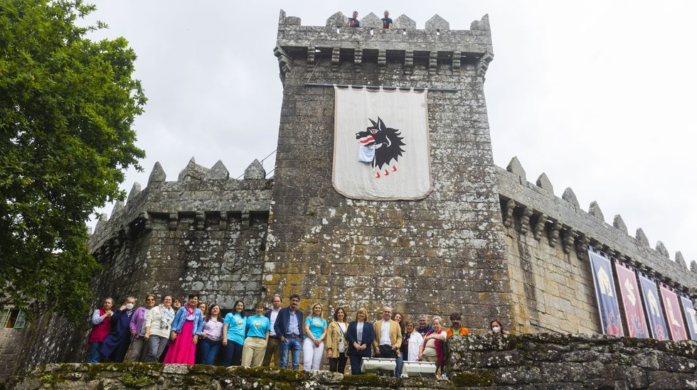 El antiguo hotel Tebar estaba en la calle Nicols Cora Montenegro, en el centro de Viveiro