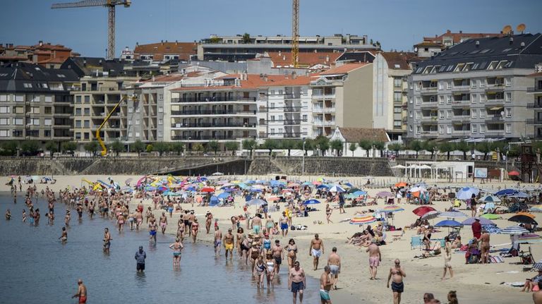 El verano anticipa su llegada a la ría de Pontevedra
