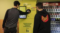 En el campus de Lugo se instalarn mquinas de Reciclos como las que hay en los centros de Santiago