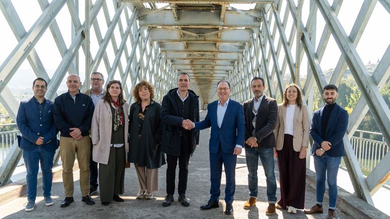 Tui y Valença celebran los 140 años del primer puente internacional sobre el Miño