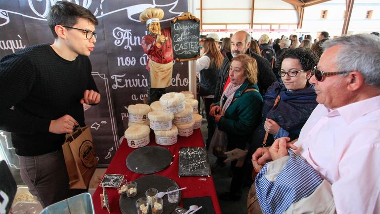 Imagen de archivo de la Feira do Queixo do Cebreiro