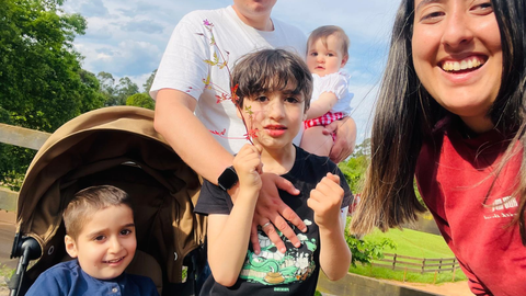 Valeria y sus tres hijos. De izquierda a derecha. Carlitos, Lucas y Celeste